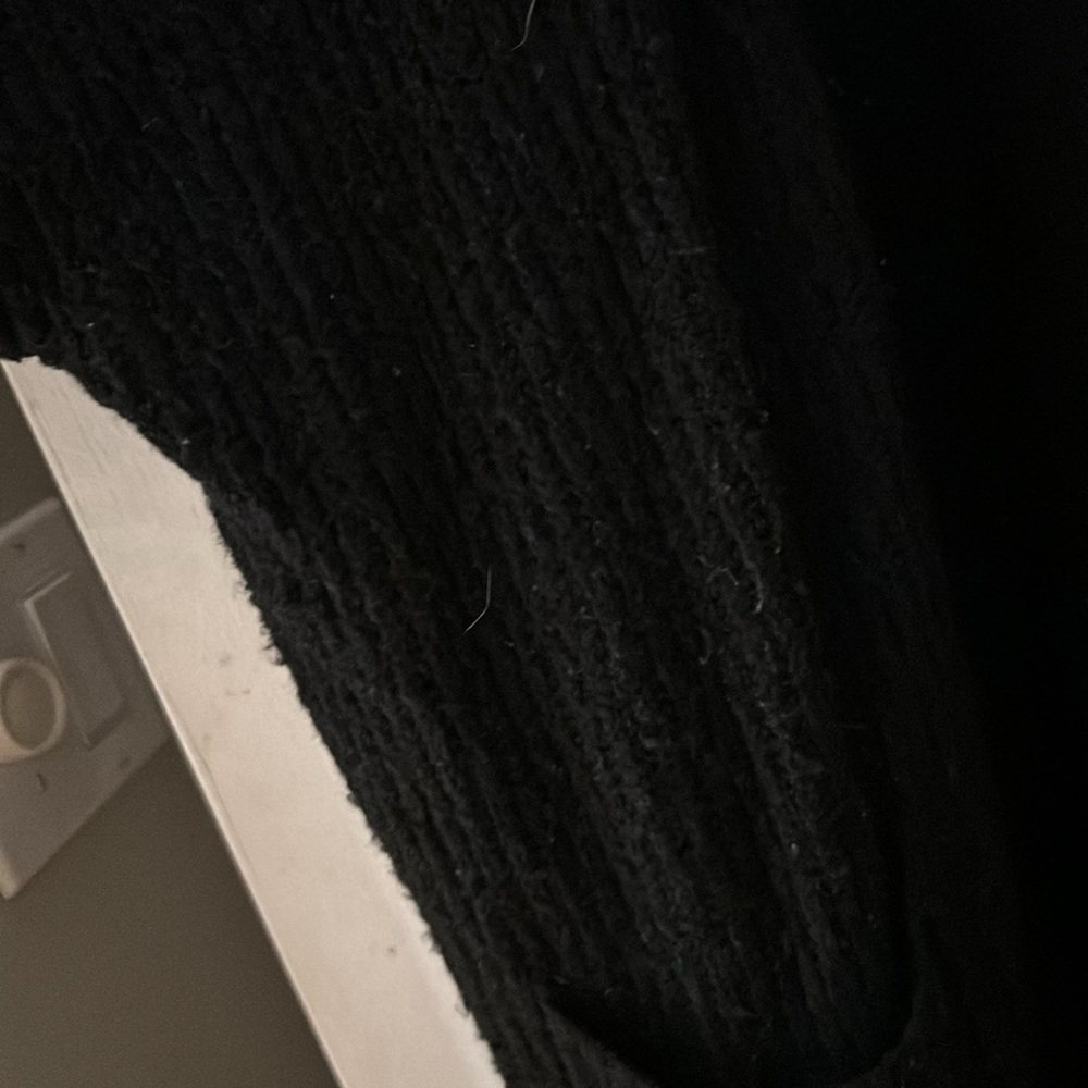 Cardigan - Picture 2 of 3